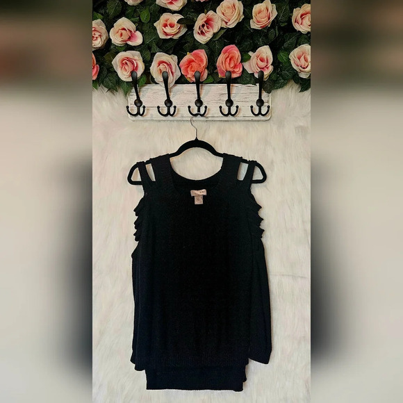 Love 21 Shredded Shoulder Knit Sweater - Picture 1 of 7